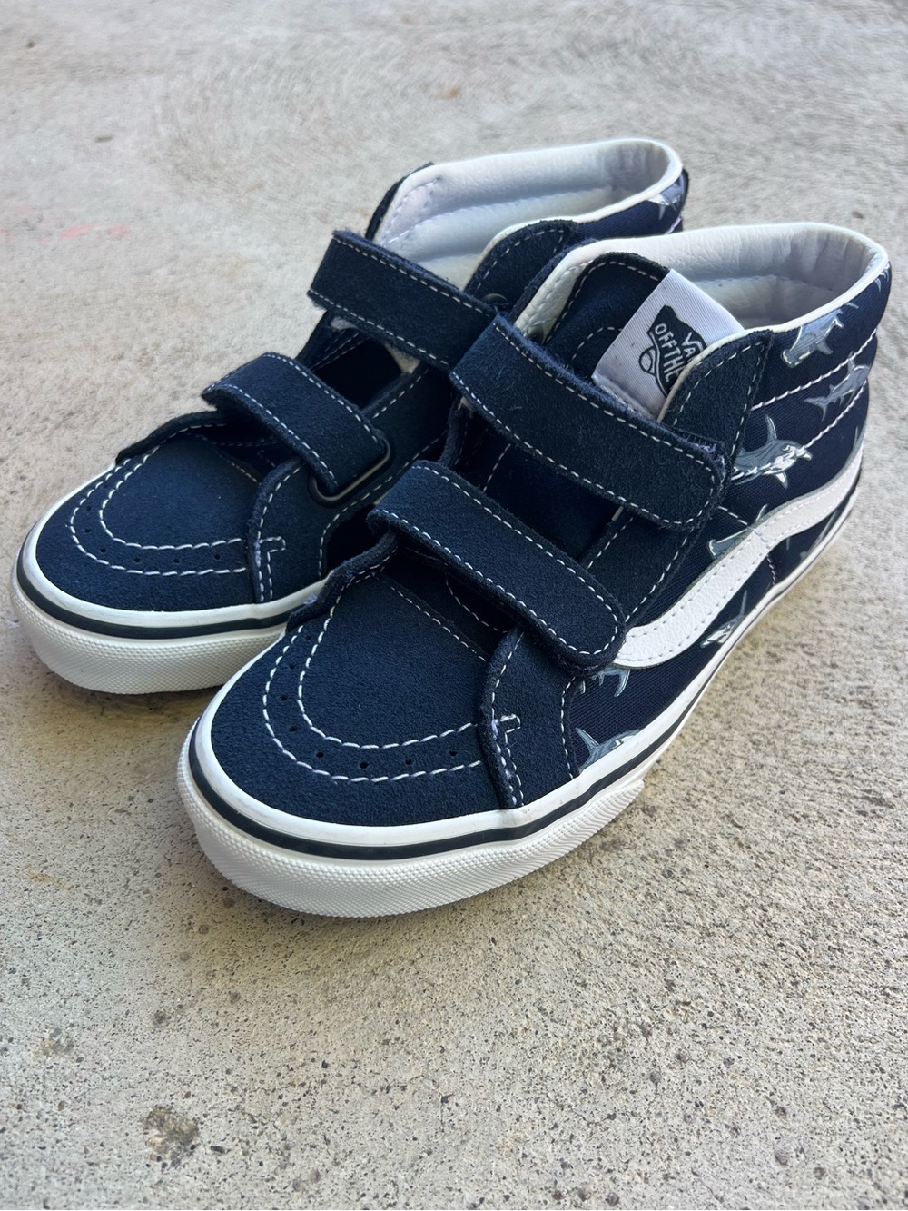 Vans Sk8-Mid Reissue V Sharks Kids Size 3 Navy Velcro NEW